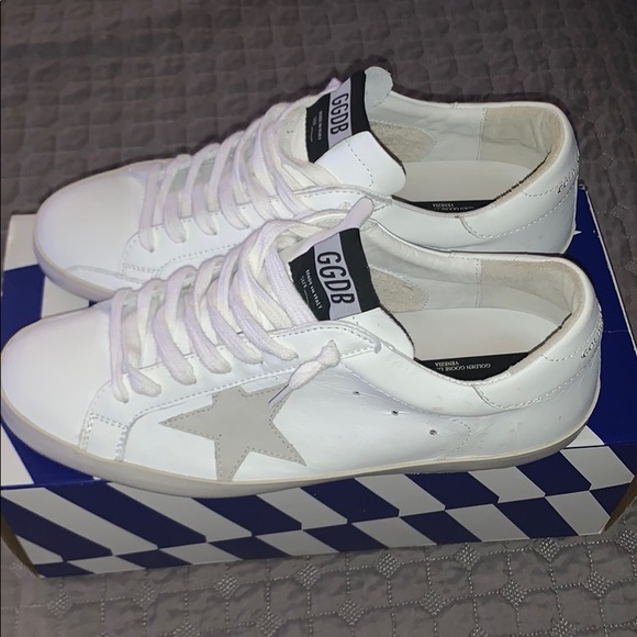 Golden Goose Sneakers - Picture 3 of 7
